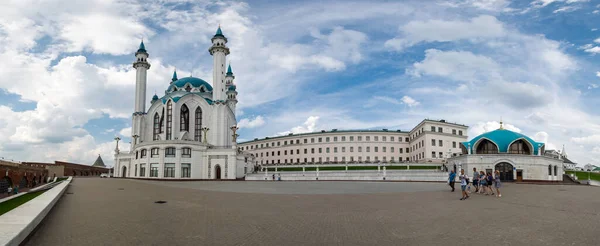 哈萨克斯坦 俄罗斯 2018年7月15日 库尔谢里夫清真寺 俄罗斯最大的清真寺之一 鞑靼斯坦共和国喀山 — 图库照片