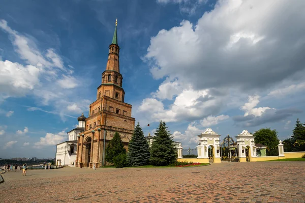 Наклонная Башня Сююмбайк Называемая Мечеть Хана Является Вероятно Самым Знакомым — стоковое фото