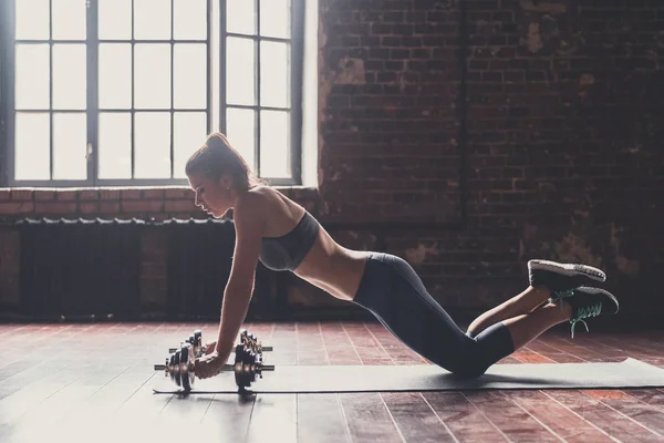 Athletic Girl Dumbbells Loft — Stock Photo, Image