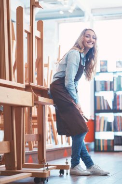 Genç kızla mutlu: Sephalar mağaza