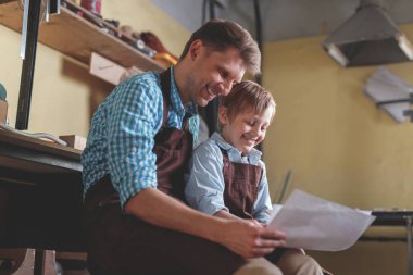 Baba ve oğul marangozluk bir proje ile