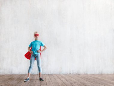 Küçük kız kahraman stüdyo