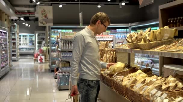 Young Man Bakery — Stock Video