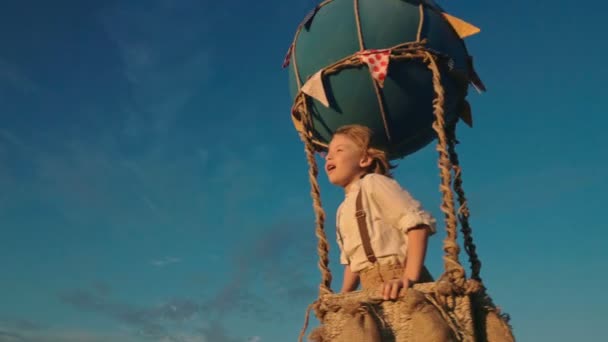 Little Boy Balloon Basket — Stock Video