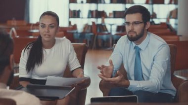 Ofiste Genç İşadamları