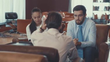 İnsanlarda coworking ile röportaj