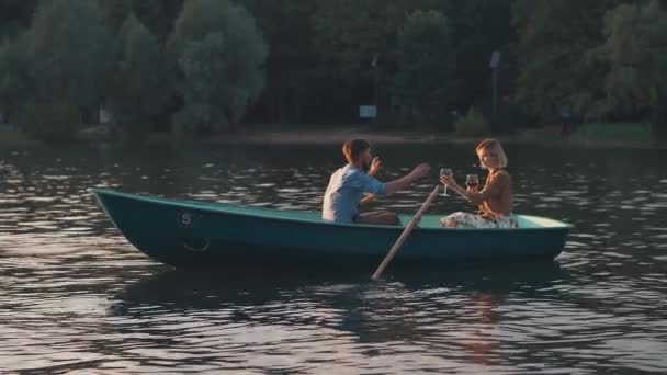 Young Couple Boat — Stock Video
