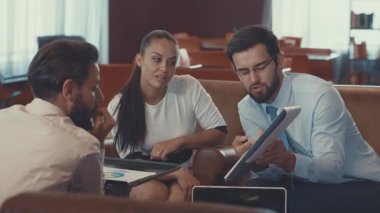 Ofisteki iş adamları