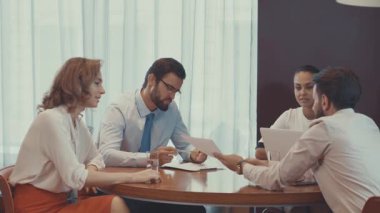 Toplantıdaki iş adamları