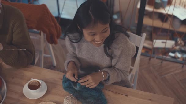 Chicas Felices Taller — Vídeos de Stock