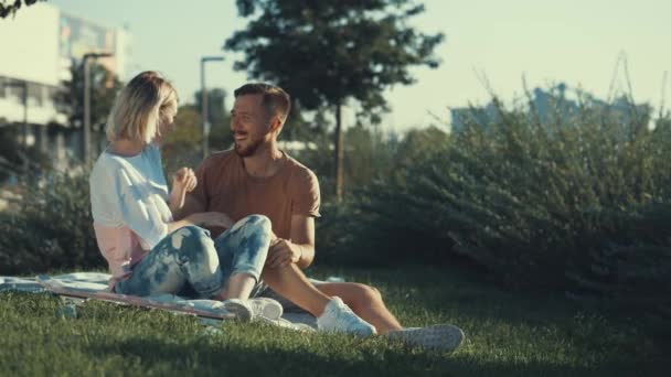 Casal Feliz Amor — Vídeo de Stock