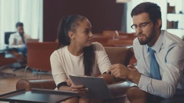 Ofisteki iş adamları