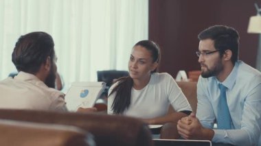 Ofisteki iş adamları