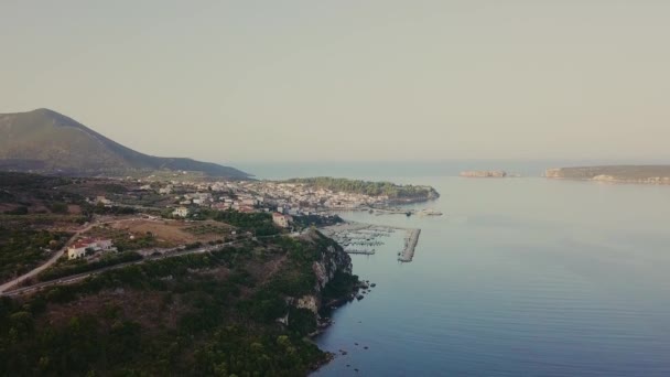 Costa Griega Desde Helicóptero — Vídeos de Stock