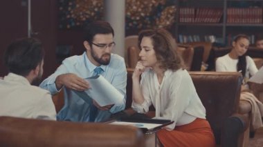 Genç iş adamları iş yeri