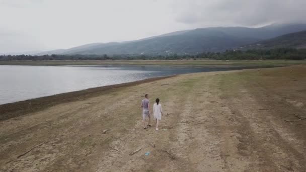 Jeune Couple Bord Lac Grèce — Video