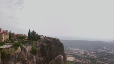 Yunan quadcopter dağlardan