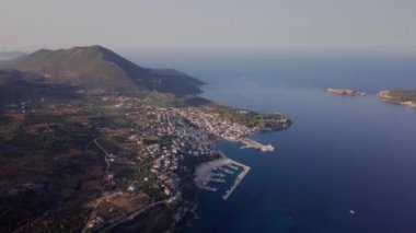 Yunan Pilos quadrocopter görüntülemek