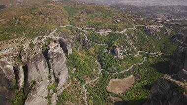 Quadrocopter dağlarından Yunanistan görünümünü