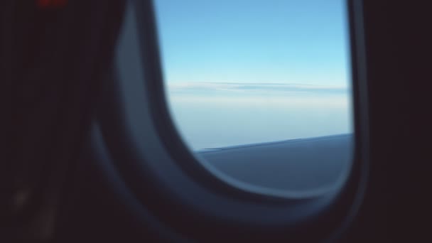 Uçak Penceresinden Görüntülemek — Stok video