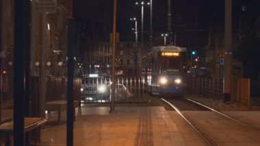 Polonya 'da mavi tramvay gezintisi