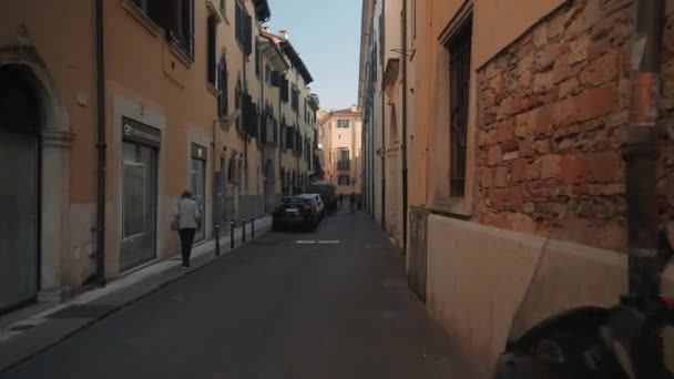 Θέα Στους Ιταλικούς Δρόμους Στη Βερόνα — Αρχείο Βίντεο
