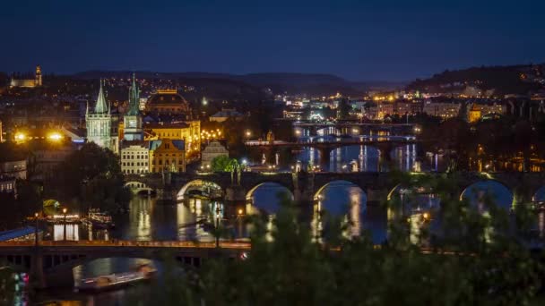 Zaman Atlamalı Prag — Stok video