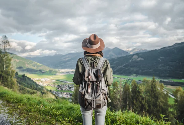 Jonge reiziger in Oostenrijk — Stockfoto