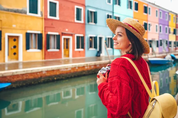 Beautiful girl in Italy — Stock Photo, Image