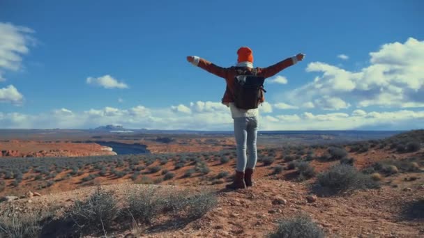 Happy woman with a backpack — Stock Video