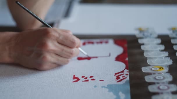 Genç Sanatçı Yakın Çekim Boyama — Stok video