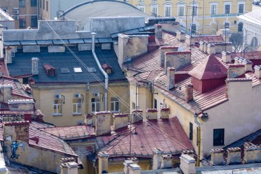 Binalar, sokaklar, köprüler, nehirler ve kanallar St. Petersburg, Rusya'nın görünümü.