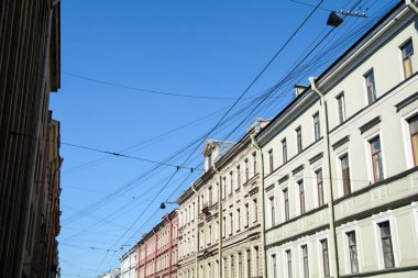 Binalar, sokaklar, köprüler, nehirler ve kanallar St. Petersburg, Rusya'nın görünümü.