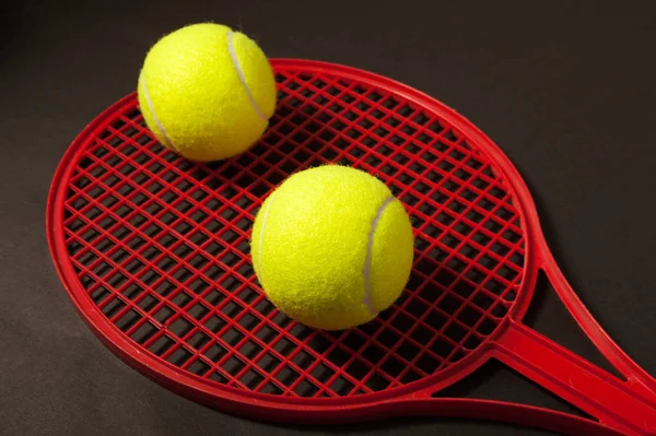 Balle Tennis Raquette Sur Fond Sombre — Photo