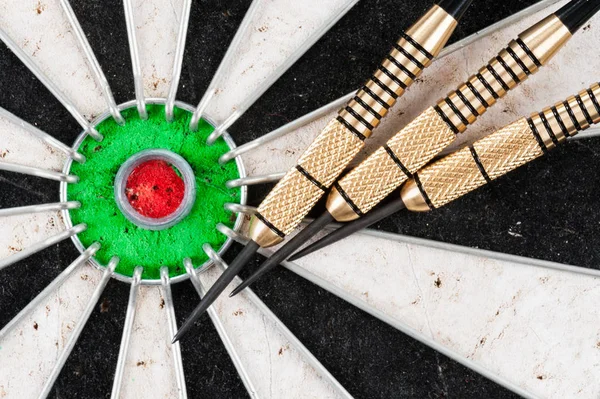 Dartboard target with arrows — Stock Photo, Image