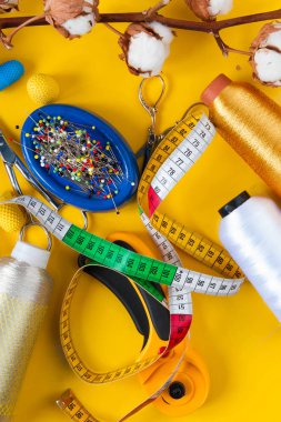 kır çiçeği pamuk ile dikiş öğeleri