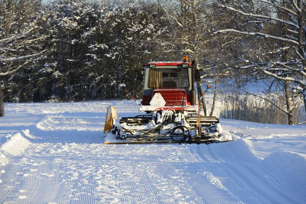Ski Plow Winter Forest Sunny Day — Stock Photo, Image