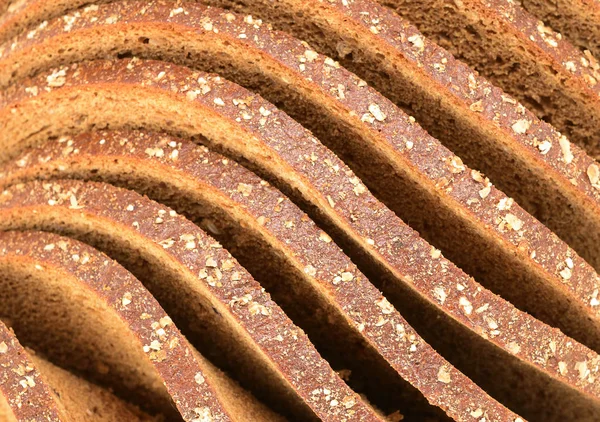 Fatias de pão centeio de grão inteiro — Fotografia de Stock