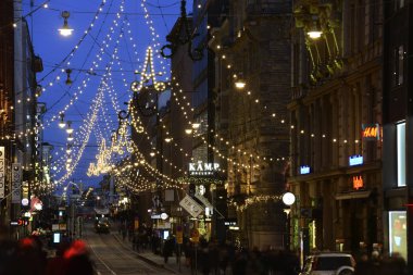 Helsinki, Finlandiya - 6 Aralık 2018: Hels'te Noel ışıkları
