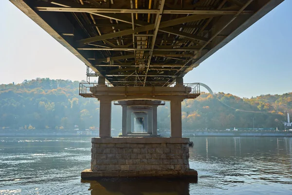 Pedestrian Bridge Dnieper River Autumn Landscape Kiev Ukraine — Stock Photo, Image