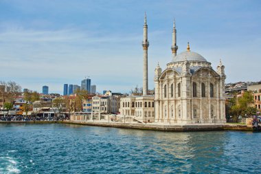 Ortakoy camisi ve Boğaz köprüsü, İstanbul, Türkiye