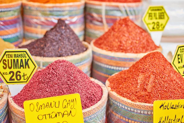 Coloridas Especias Bazar Especias Estambul Turquía — Foto de Stock