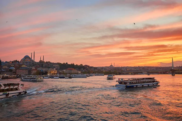 Dramatik Bir Günbatımı Güneş Stanbul — Stok fotoğraf