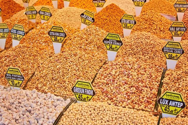 Mixed Dry Nuts Various Nuts Grains Sold Bazaar Turkey Istanbul — Stock Photo, Image