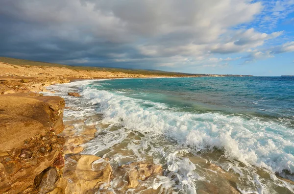 Die Felsige Küste Der Insel Zypern — Stockfoto