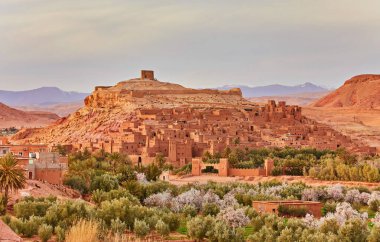 Kasbah AIT Ben Haddou Fas Atlas dağlarında. UNESCO Dünya Mirası 1987 yılından bu yana.