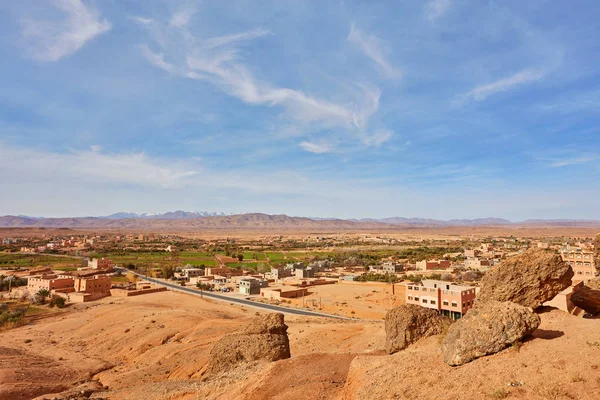 Camino en las montañas del Atlas, Marruecos —  Fotos de Stock