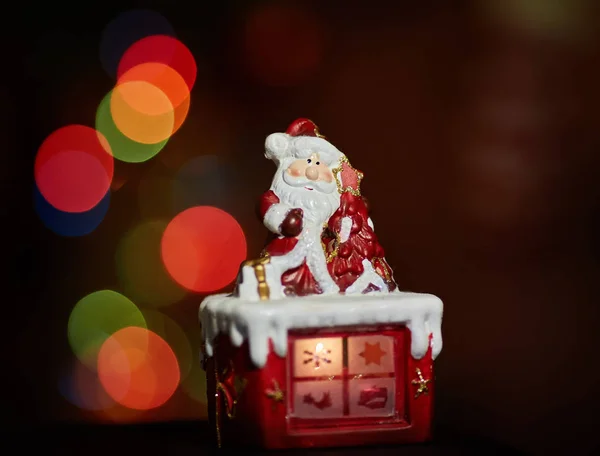 Jultomtens Statyett Gör Övning Väntan Jul Färgad Bokeh — Stockfoto