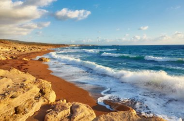 Kıbrıs - Akdeniz kıyısında. Lara beach paphos bölgesinde.