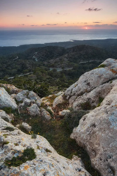 Puesta Sol Detrás Del Mar Mediterráneo Akamas Chipre Hdr Paisaje — Foto de Stock